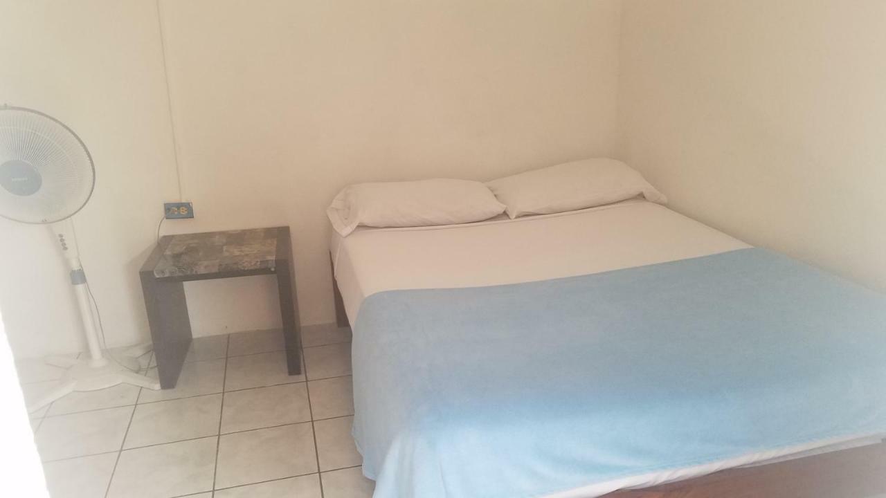 Luna International Hostel Estelí Eksteriør billede